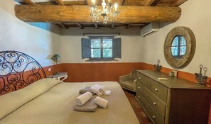 2 chambres, lit parapluie, Wi-Fi, draps fournis