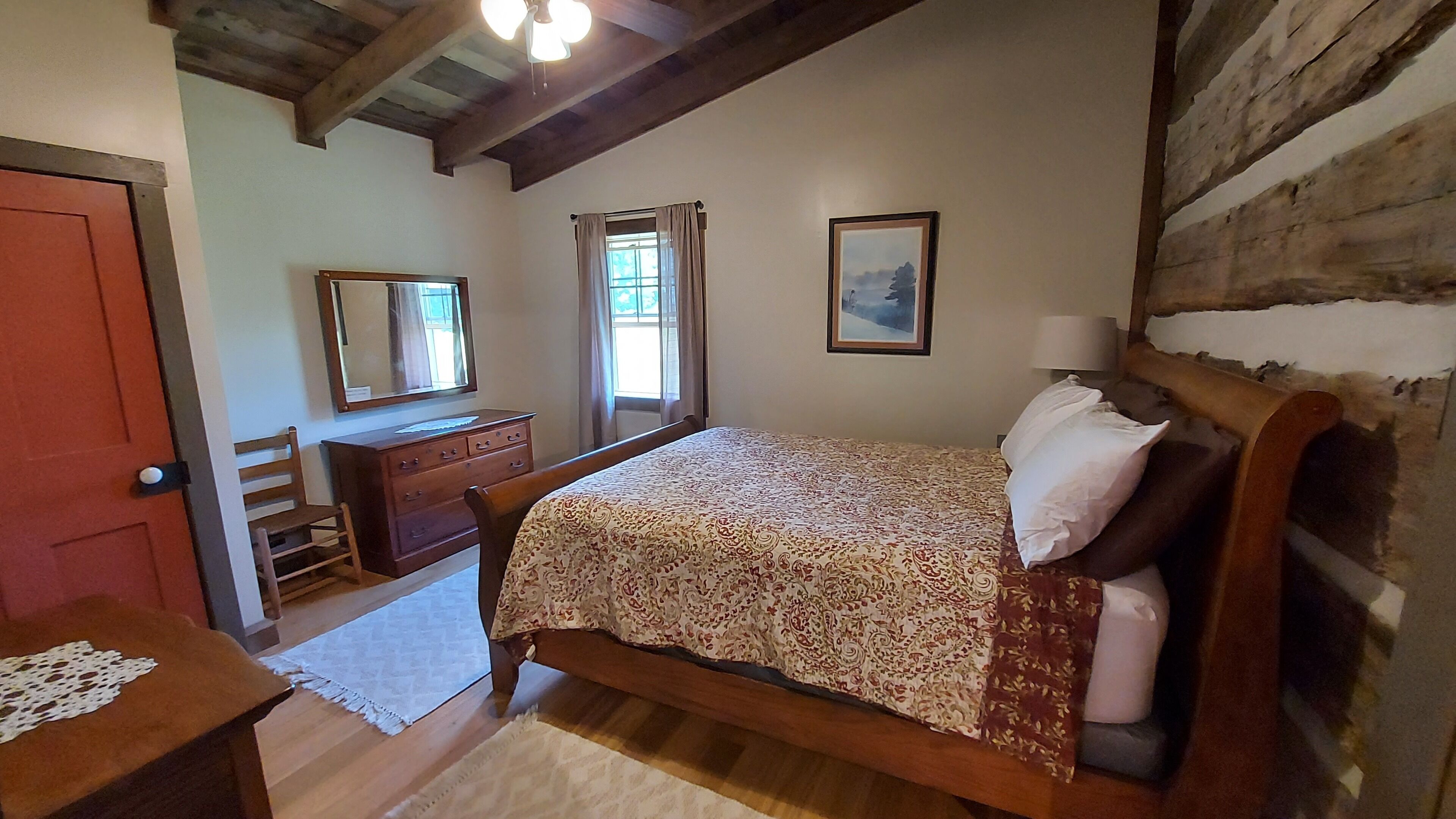 3 bedrooms, free WiFi, bed sheets