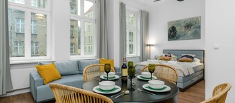 Apartment Poznan Matejki by Renters