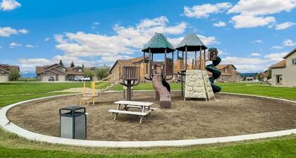 Donnelly Condo Near Tamarack Resort!