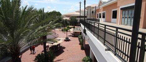 Apartment (110 Regal Palms) | Property grounds