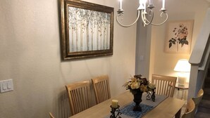 Unclassified image, 2 of 40, button - 110 Regal Palms (Davenport)