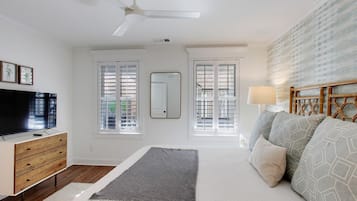 1 bedroom, iron/ironing board, travel crib, WiFi