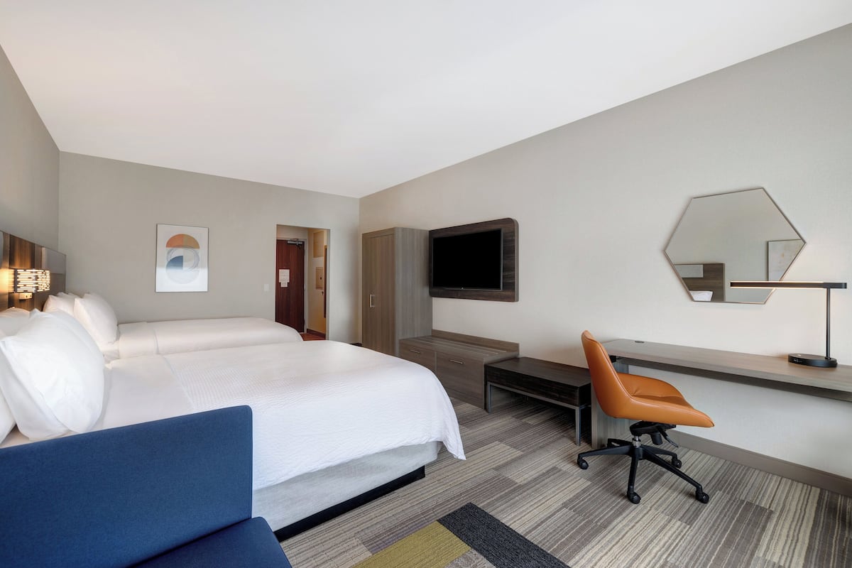In-room safe, desk, laptop workspace, blackout drapes