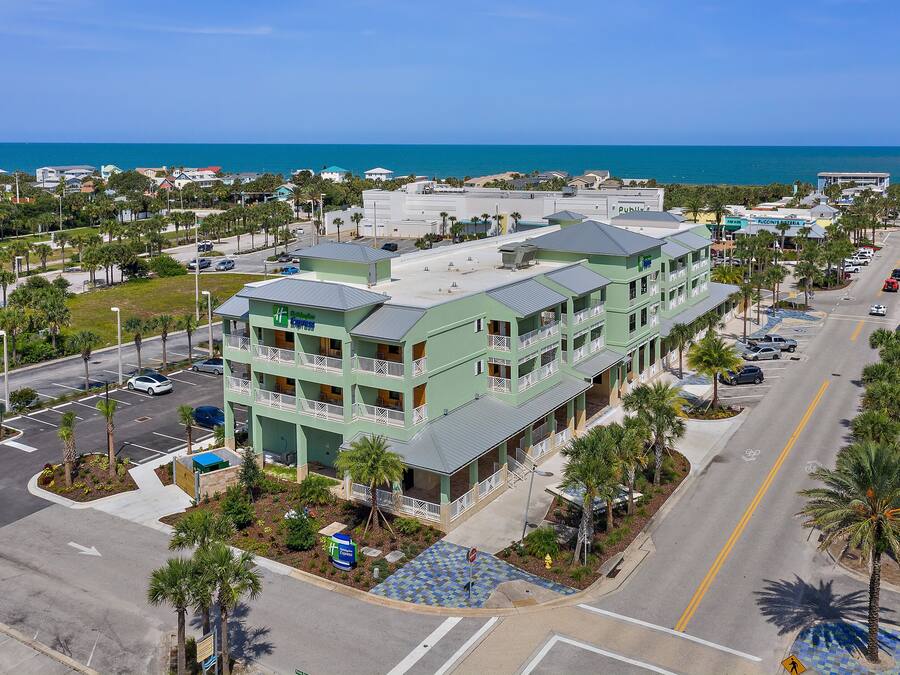 Standard Room, 2 Queen Beds, Accessible (Communications, Roll-In Shower) | Exterior