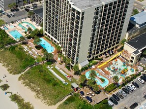 Exterior - 2 Queens Oceanfront Room - Sea Crest Resort (Myrtle Beach)