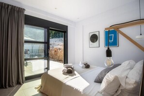 3 makuuhuonetta, silitysrauta/-lauta, ilmainen Wi-Fi, vuodevaatteet