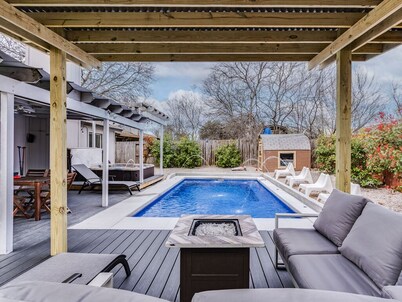 Domain/Heated Pool/Hot Tub/Foosball/Arcade/4BR/9Beds