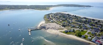 Family Tides by Bayley Vacation Rentals