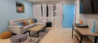 Oasis to Love in Downtown Palo Alto #659