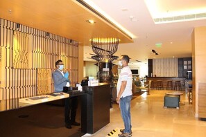 Lobby - Fairfield by Marriott Bengaluru Whitefield (Bengaluru)