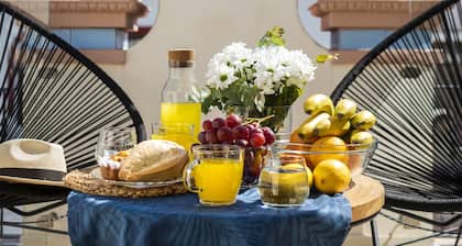 Casa Triana 1888 Suites by Época