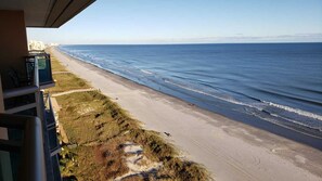 Am Strand, Liegestühle