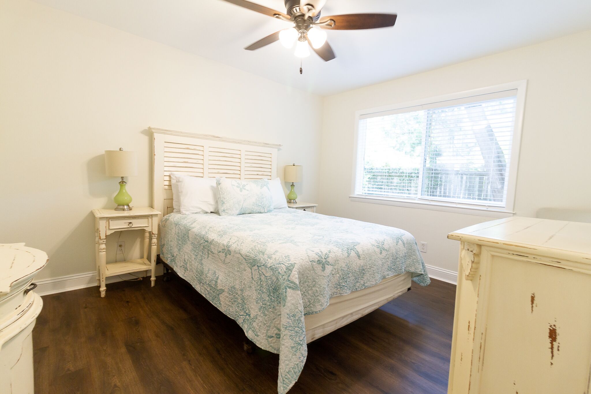 2 bedrooms, iron/ironing board, travel crib, free WiFi