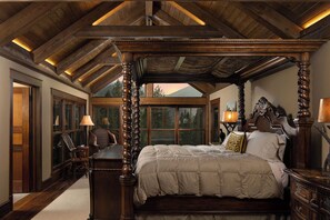 5 bedrooms, desk, free WiFi, bed sheets