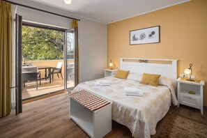 3 Schlafzimmer, Bügeleisen/Bügelbrett, WLAN, Bettwäsche
