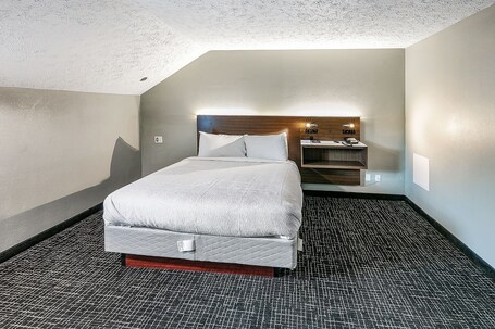 Gatlinburg Mountain Inn - Image 19