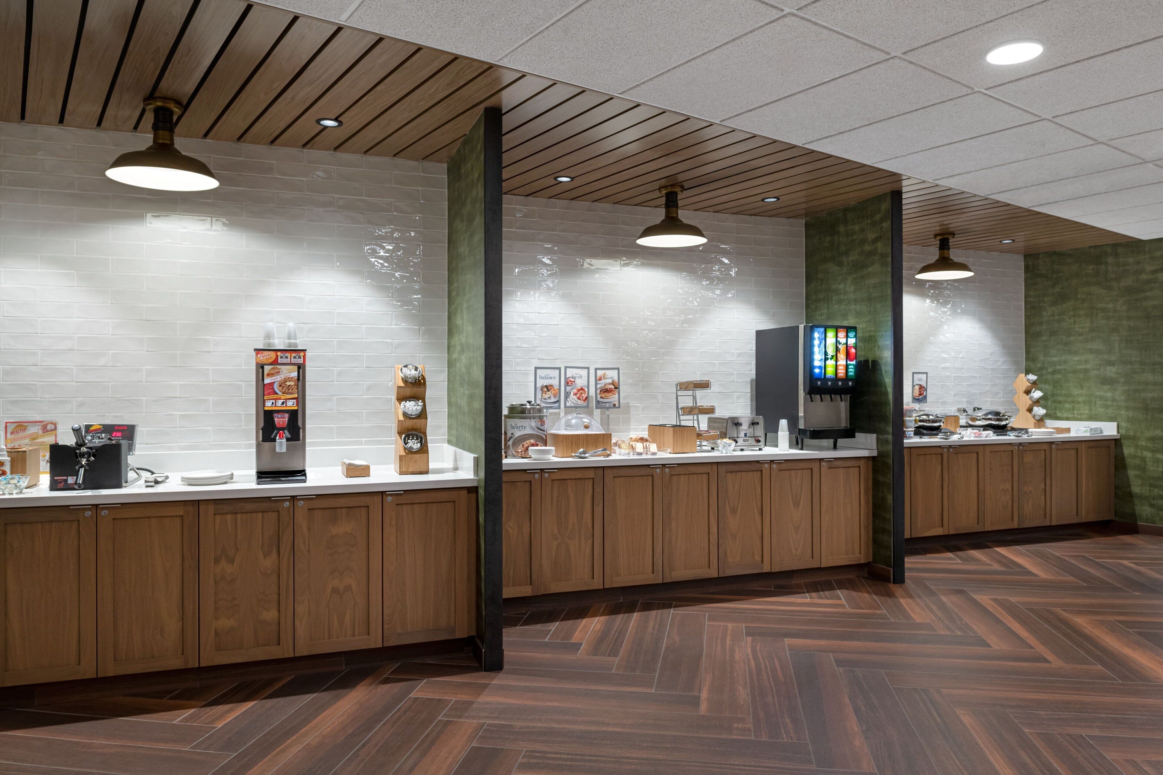 free daily continental breakfast