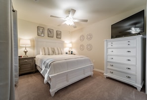 2 bedrooms, desk, iron/ironing board, free WiFi
