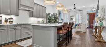 Luxury Town House on Liberty in Downtown Savannah!