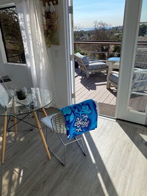 Interior - 30% OFF! Malibu Serene Cabin • Ocean View • Beach (Malibu)