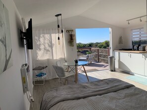 1 chambre, lit parapluie, Wi-Fi, draps fournis