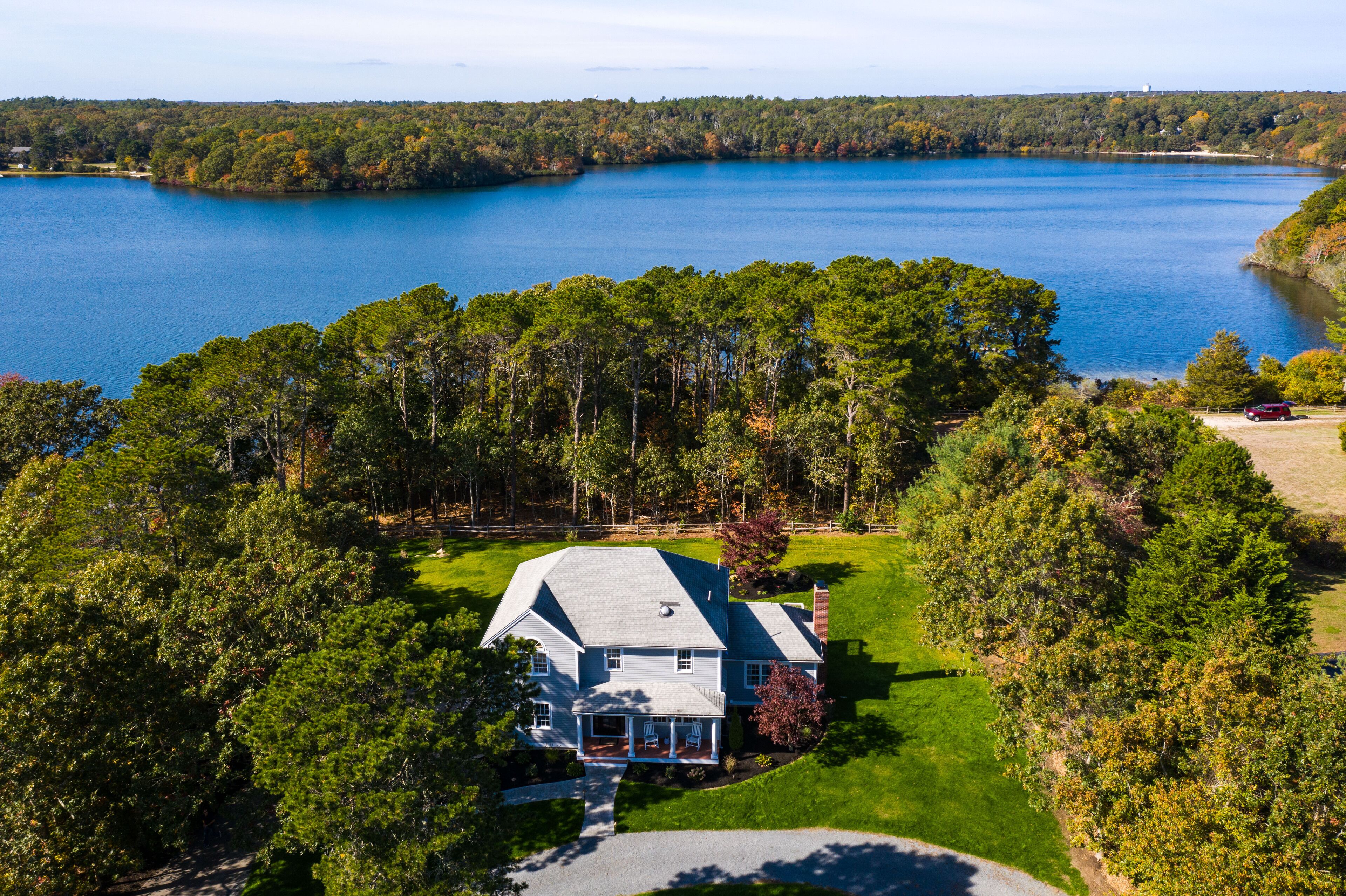 Beautiful Serene Lakefront home in Sandwich, Cape Cod 