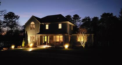 Beautiful Serene Lakefront home in Sandwich, Cape Cod