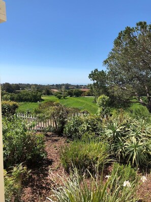 Property grounds - 30% OFF! Malibu Charming Suite • Ocean View • Queen Bed (Malibu)