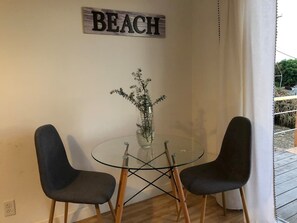 1 bedroom, iron/ironing board, free WiFi, bed sheets - 30% OFF! Malibu Charming Suite • Ocean View • Queen Bed (Malibu)