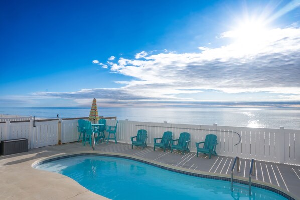 Ulkouima-allas, lämmitetty uima-allas