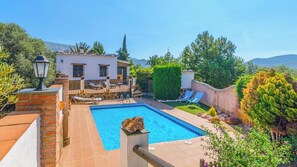 Pool - Cortijo El Olivar Órgiva by Ruralidays (Granada)