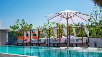 Alberca al aire libre