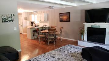 Smart-TV, DVD-Player