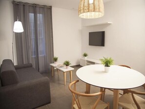 Dining - Flats Friends Soho Suites (Valencia)