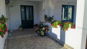 Room, 1 Bedroom, Smoking, Balcony | View from property