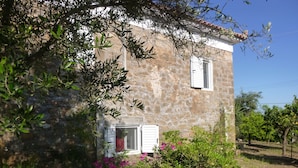 Front of property - Six-bedroom House With Terrace Ionian Sea View (Zacharo)