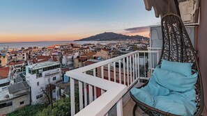 Apartment, 1 Bedroom, Smoking, Balcony | Property grounds