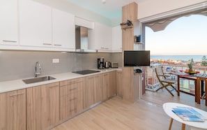 Apartment, 1 Schlafzimmer, Raucher, Balkon | Eigene Küche