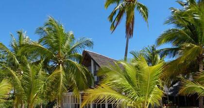 Have a Relaxing Vacation Right on the Beach Enjoying the Locations Amenities