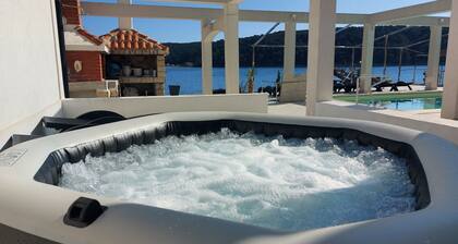 Room in Guest Room - Guesthouse Raffaello