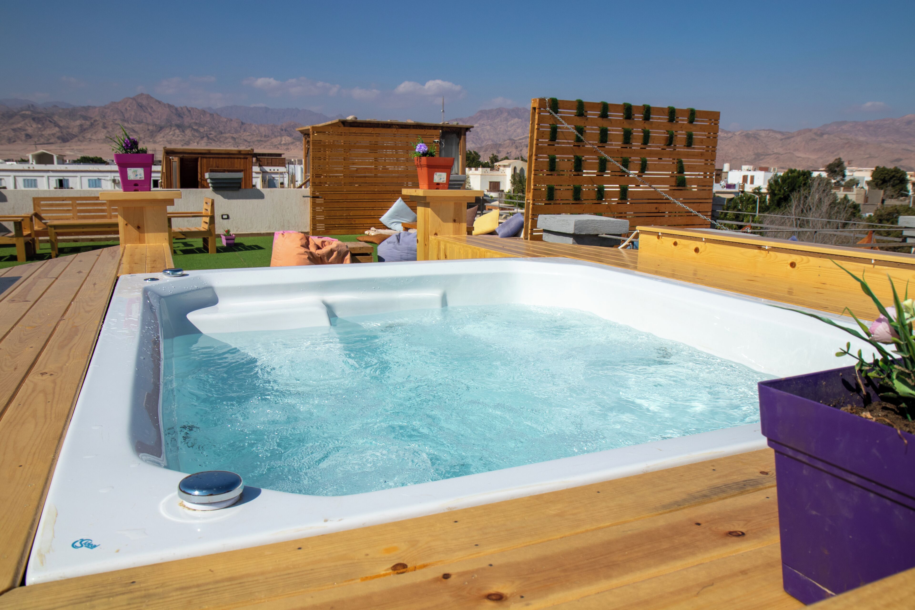 Apartment, 1 Bedroom, Smoking, Balcony | Outdoor spa tub