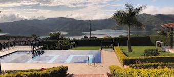 Finca Lago Calima With Excellent View