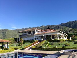 House, 6 Bedrooms, Smoking, Private Pool | Property grounds