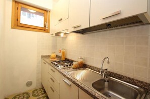 Interior - Quiet Flat Near the Beach-beahost (San Michele al Tagliamento)