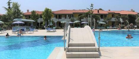 アパートメント 2 ベッドルーム パティオ ガーデンビュー | プール | 屋外プール