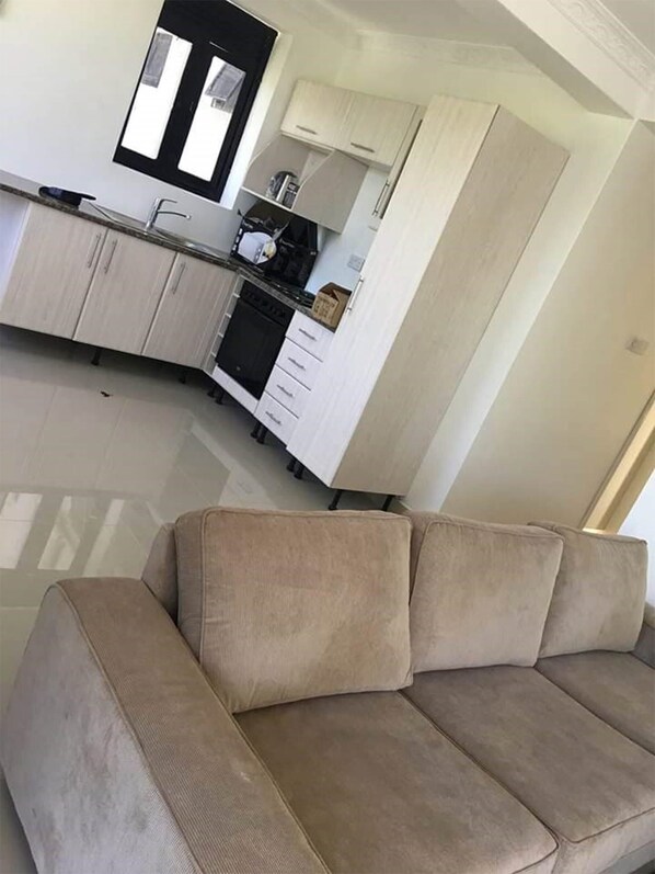 Appartement, 3 chambres, fumeurs, balcon | Intérieur