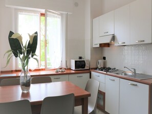Appartement, 2 chambres, balcon, vue ville | Intérieur