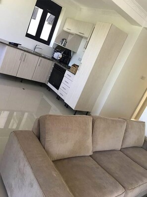 Apartment, 3 Schlafzimmer, Raucher, Balkon | Innenbereich