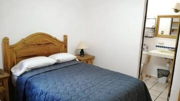 Apartment, 3 Bedrooms, Accessible, Smoking | 3 bedrooms